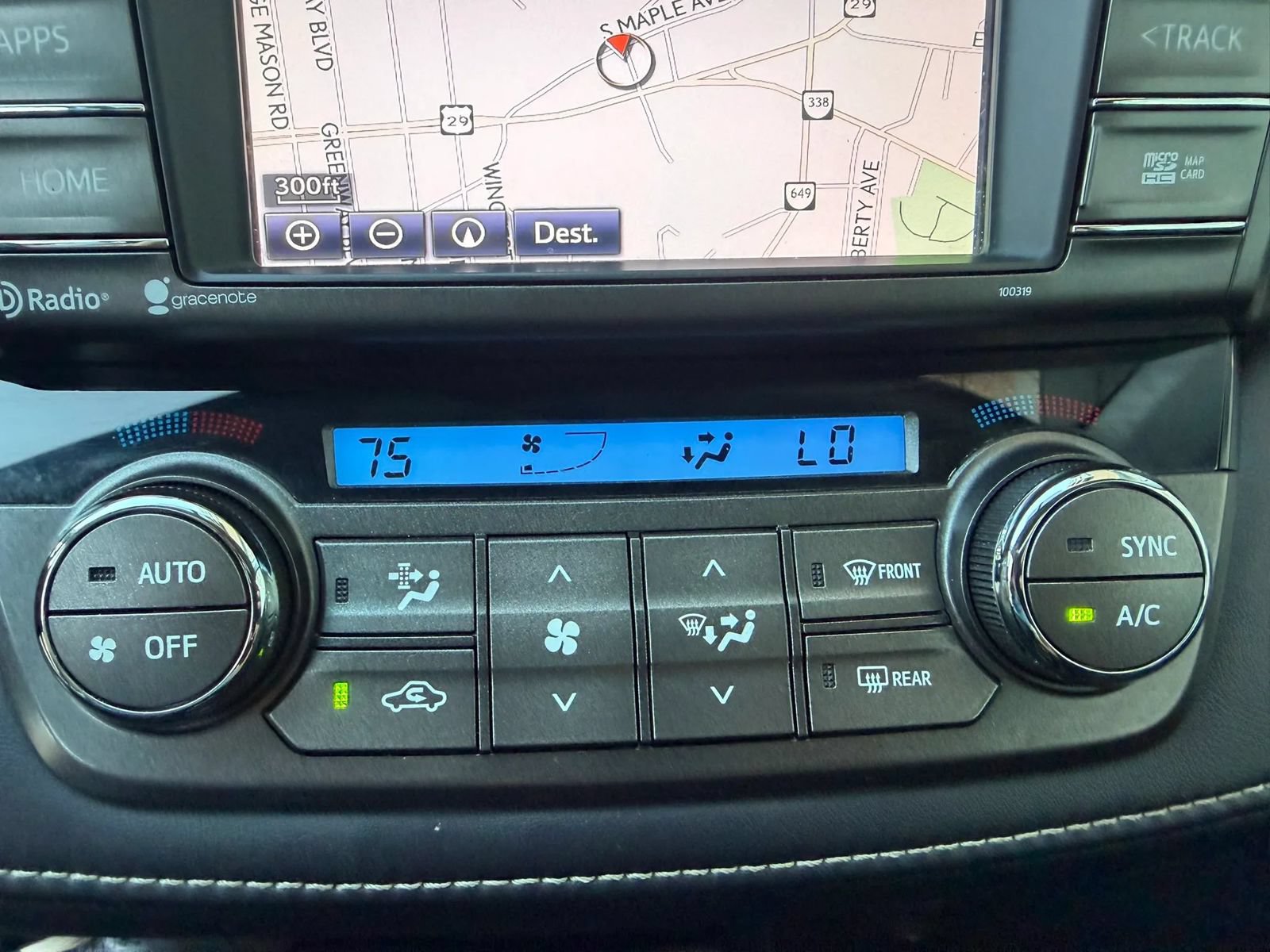 Used 2014 Toyota RAV4 XLE AWD/4WD image 27