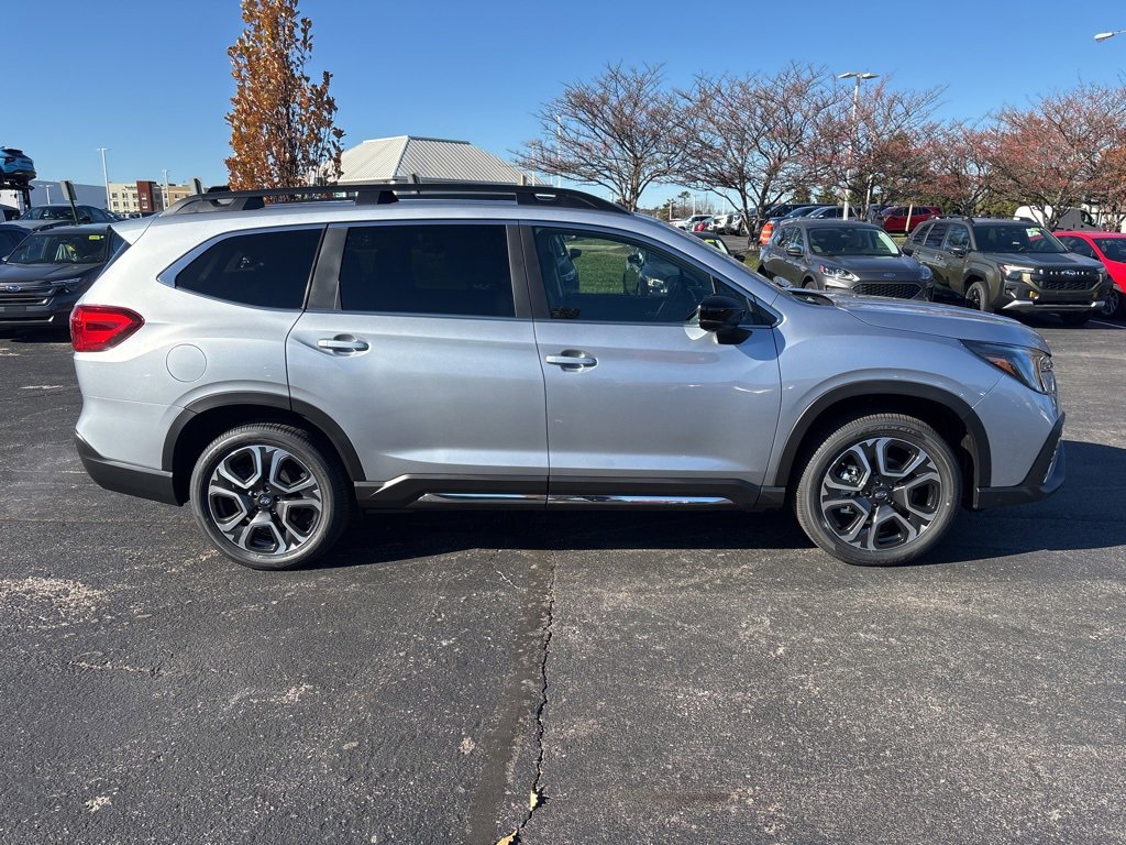 New 2026 Subaru Ascent Limited image 2