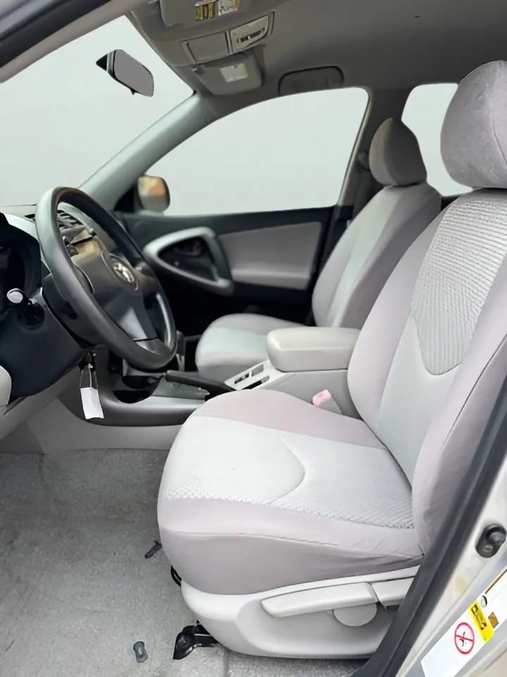 Used 2007 Toyota RAV4 2WD image 13