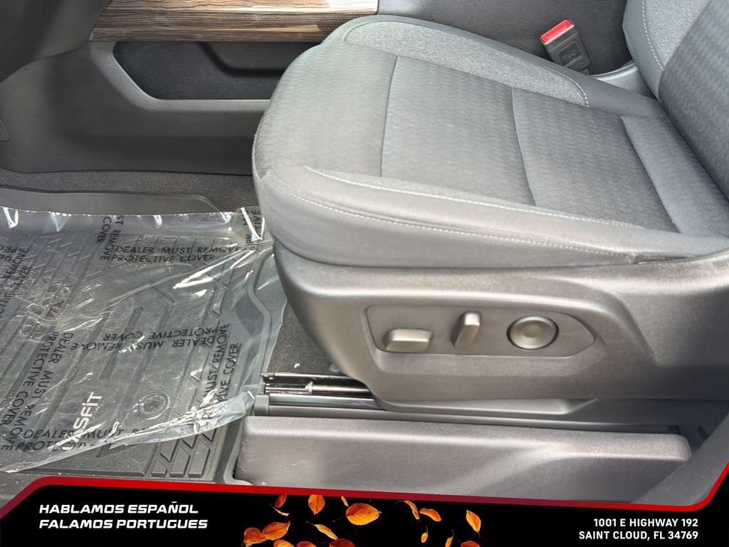 Used 2025 Chevrolet Silverado 1500 LT RWD image 13