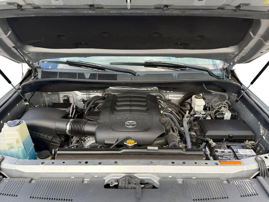 Used 2014 Toyota Tundra SR5 w/ SR5 Upgrade Package image 20