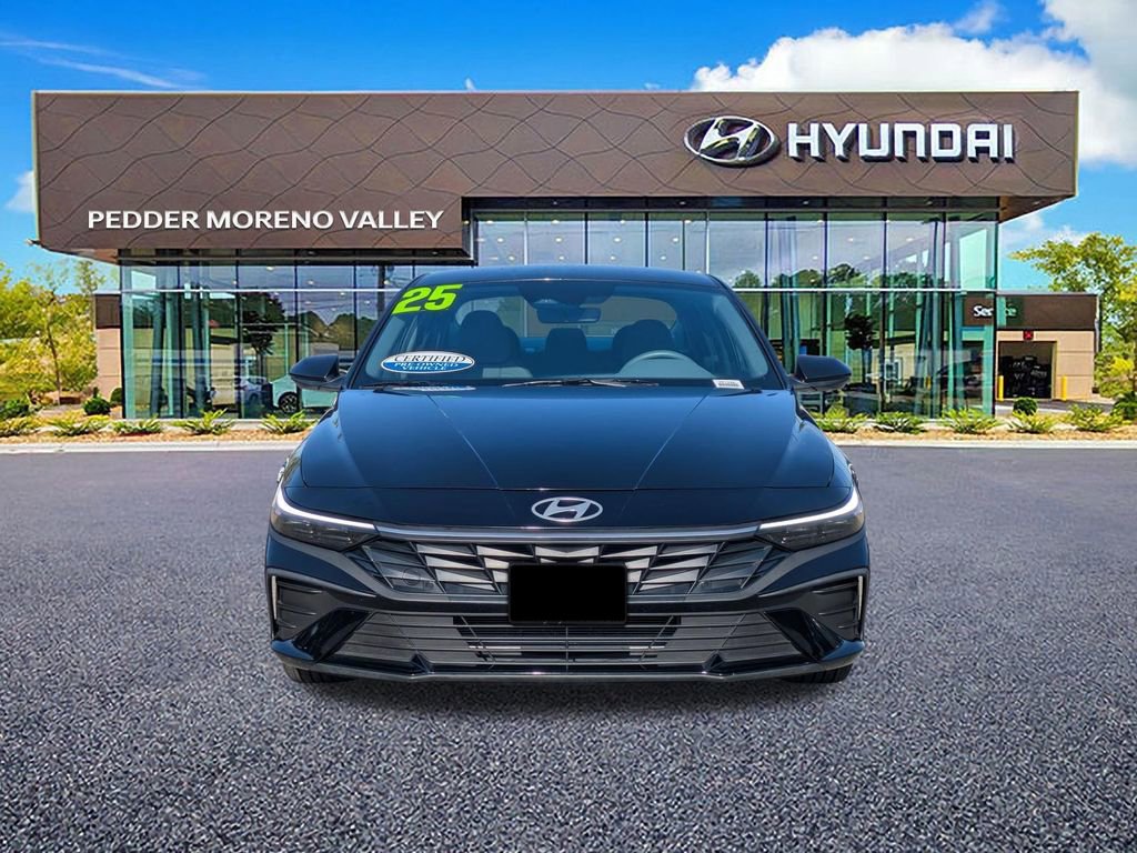Certified 2025 Hyundai Elantra Sport image 8