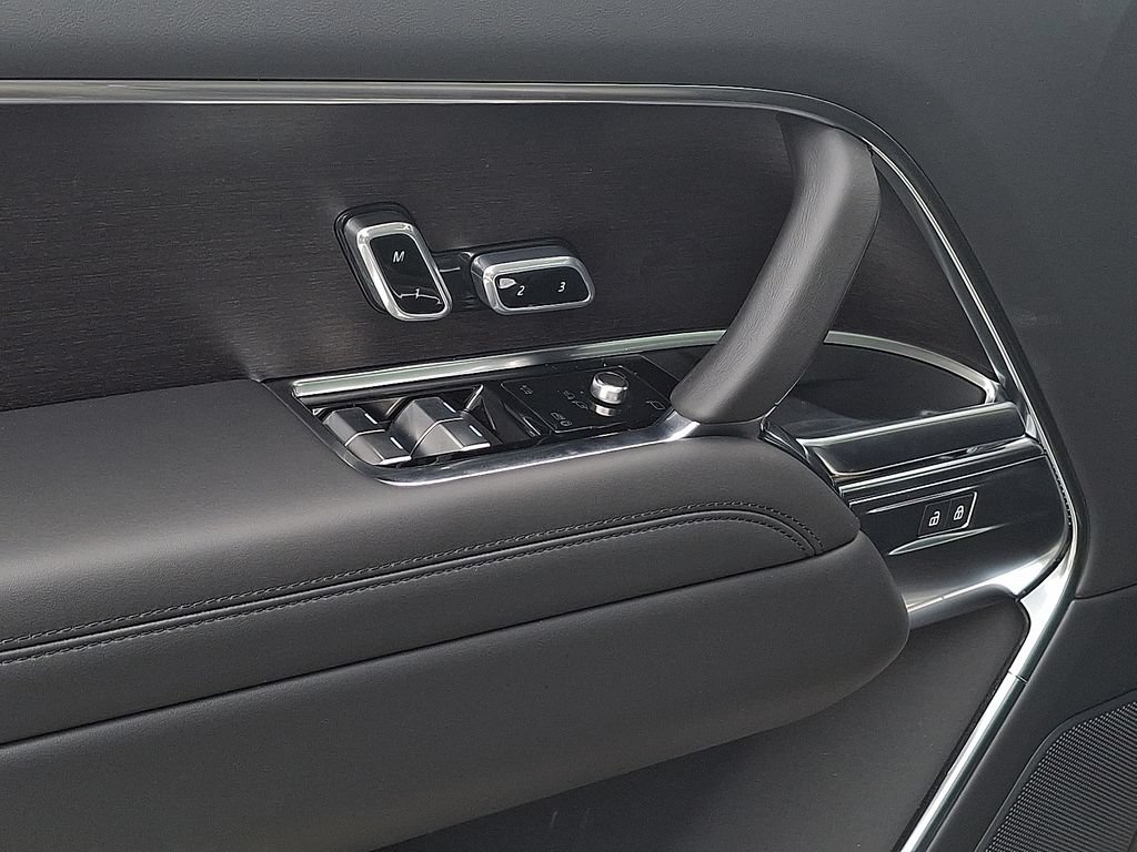 New 2026 Land Rover Range Rover SE AWD/4WD image 8