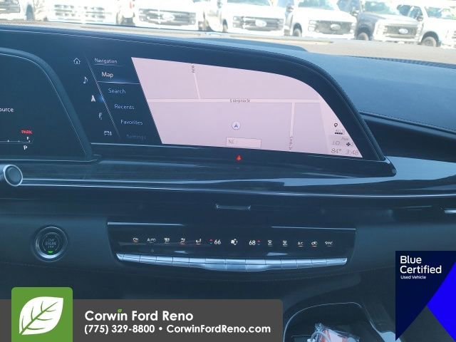 Used 2022 Cadillac Escalade Premium Luxury AWD/4WD image 19