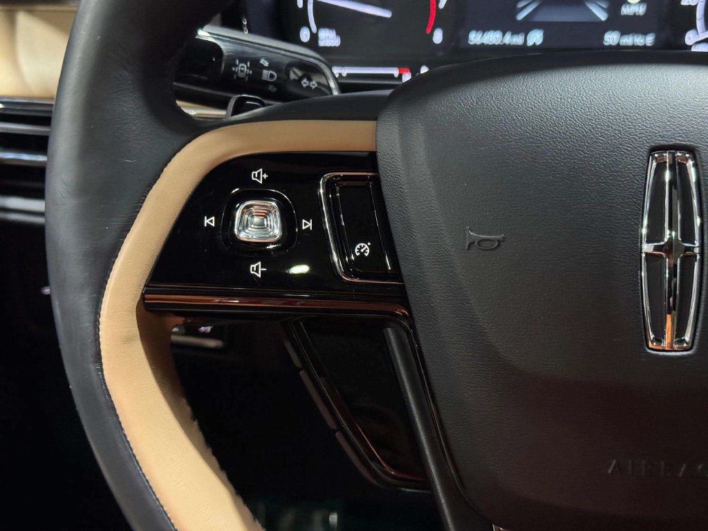 Certified 2020 Lincoln Corsair Reserve w/ Elements Package AWD/4WD image 10
