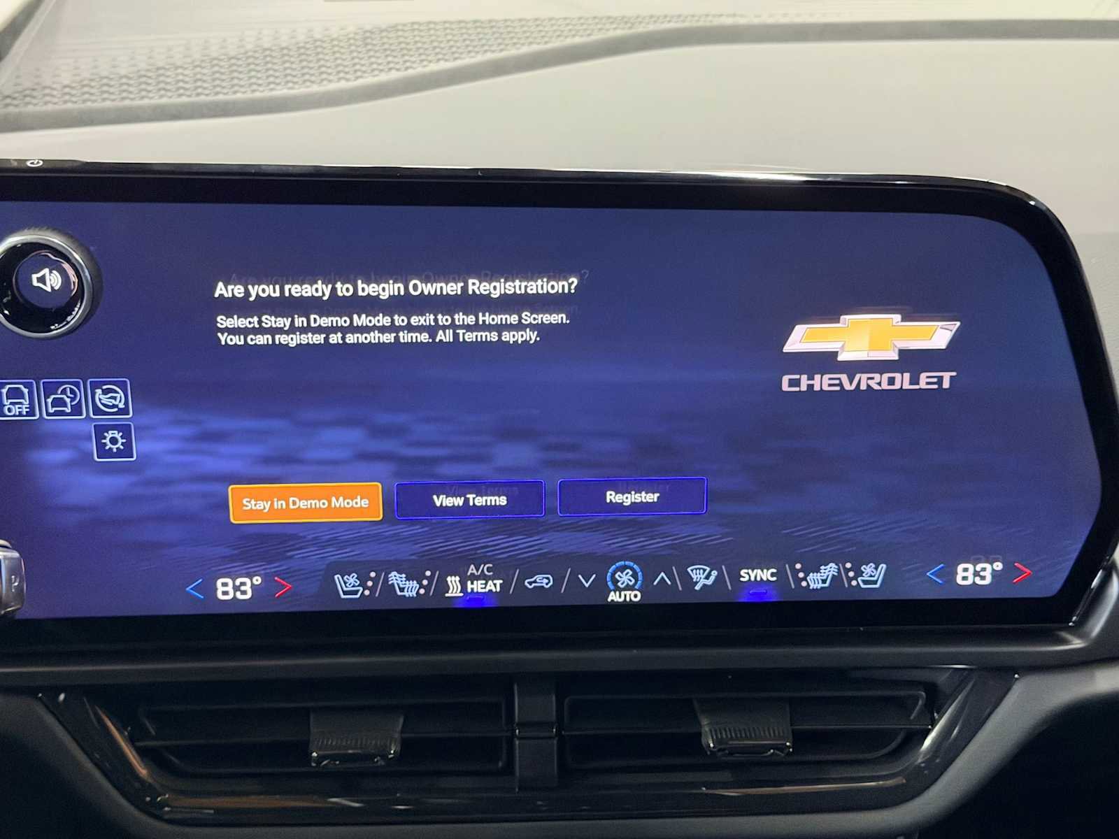 New 2026 Chevrolet Equinox EV RS image 28