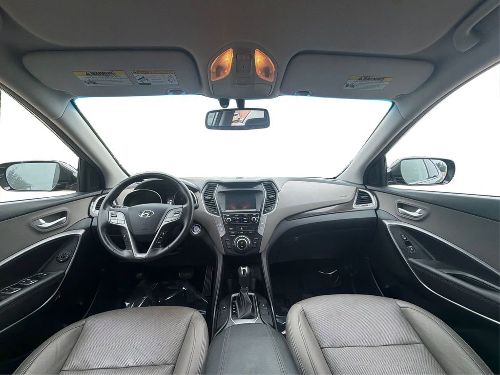 Used 2017 Hyundai Santa Fe Sport FWD image 17