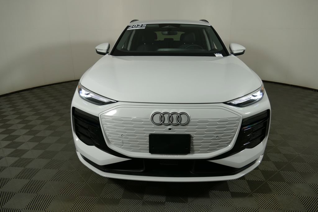 Certified 2025 Audi Q6 e-tron Premium w/ Convenience Package image 24