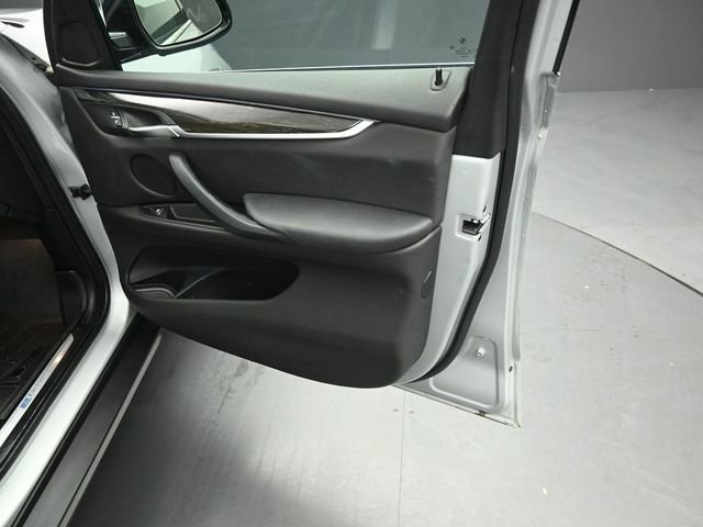 Used 2018 BMW X5 xDrive40e image 34