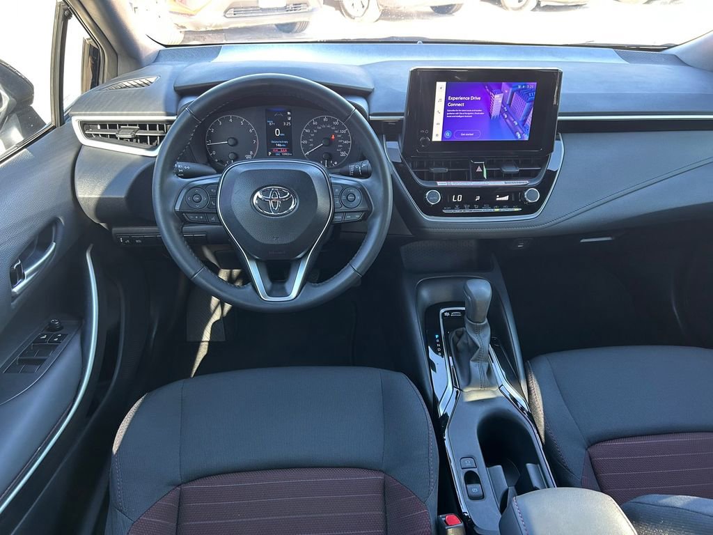 Used 2025 Toyota Corolla SE image 16