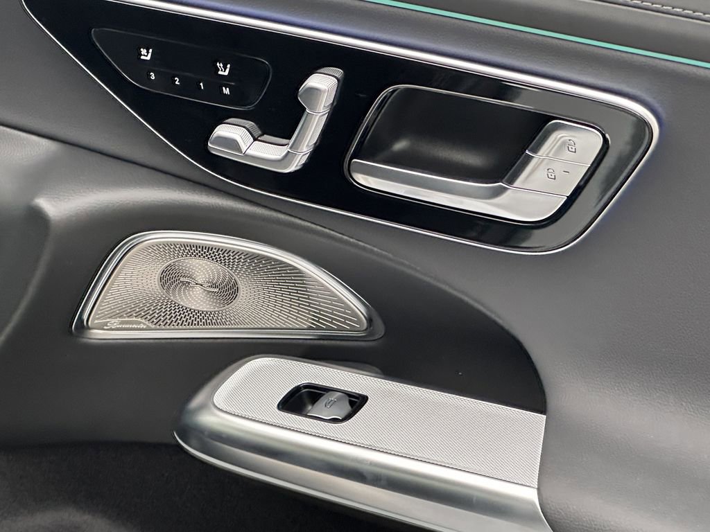 New 2026 Mercedes-Benz E 450 4MATIC Sedan image 17