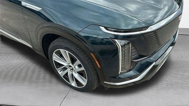 New 2026 Cadillac Vistiq Luxury w/ LPO, Floor Liner Package image 10