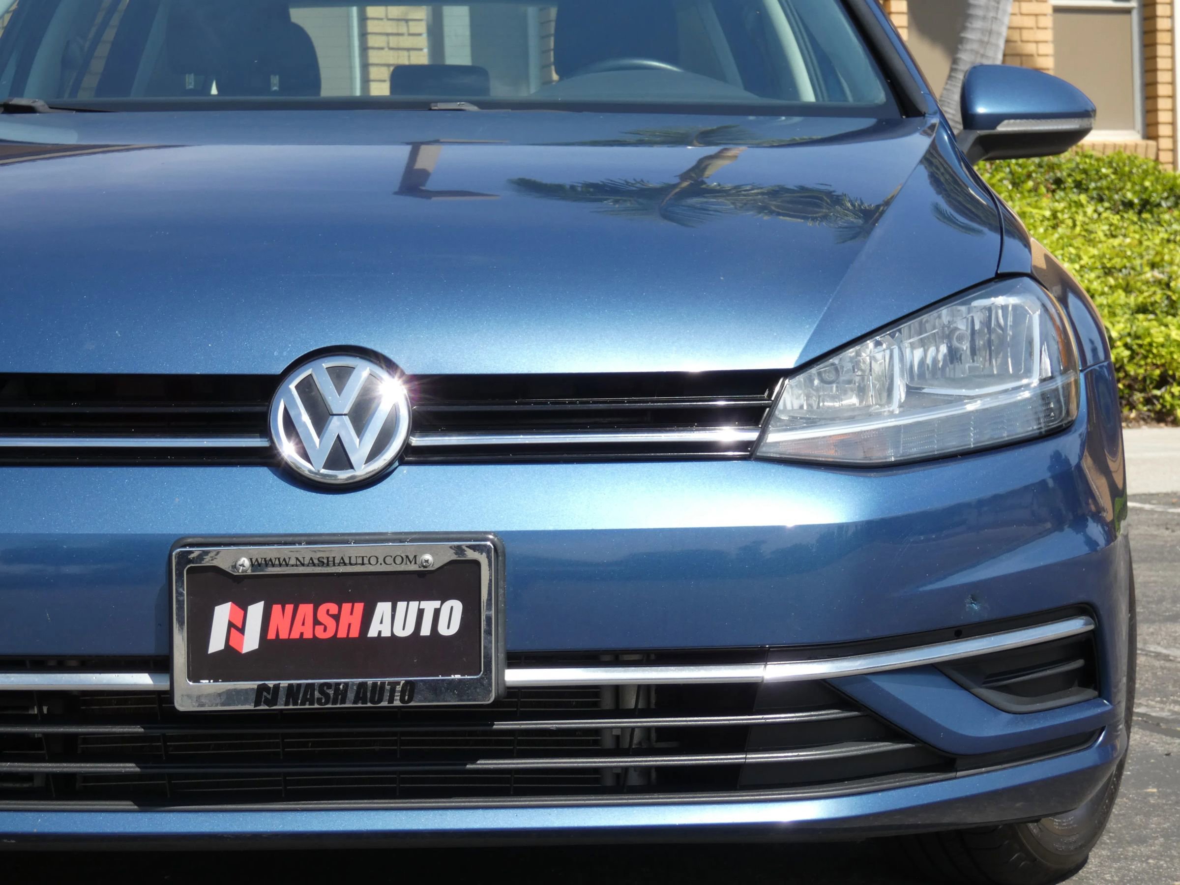 Used 2018 Volkswagen Golf S image 16