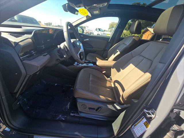 Used 2025 Audi Q6 e-tron Prestige AWD/4WD image 25