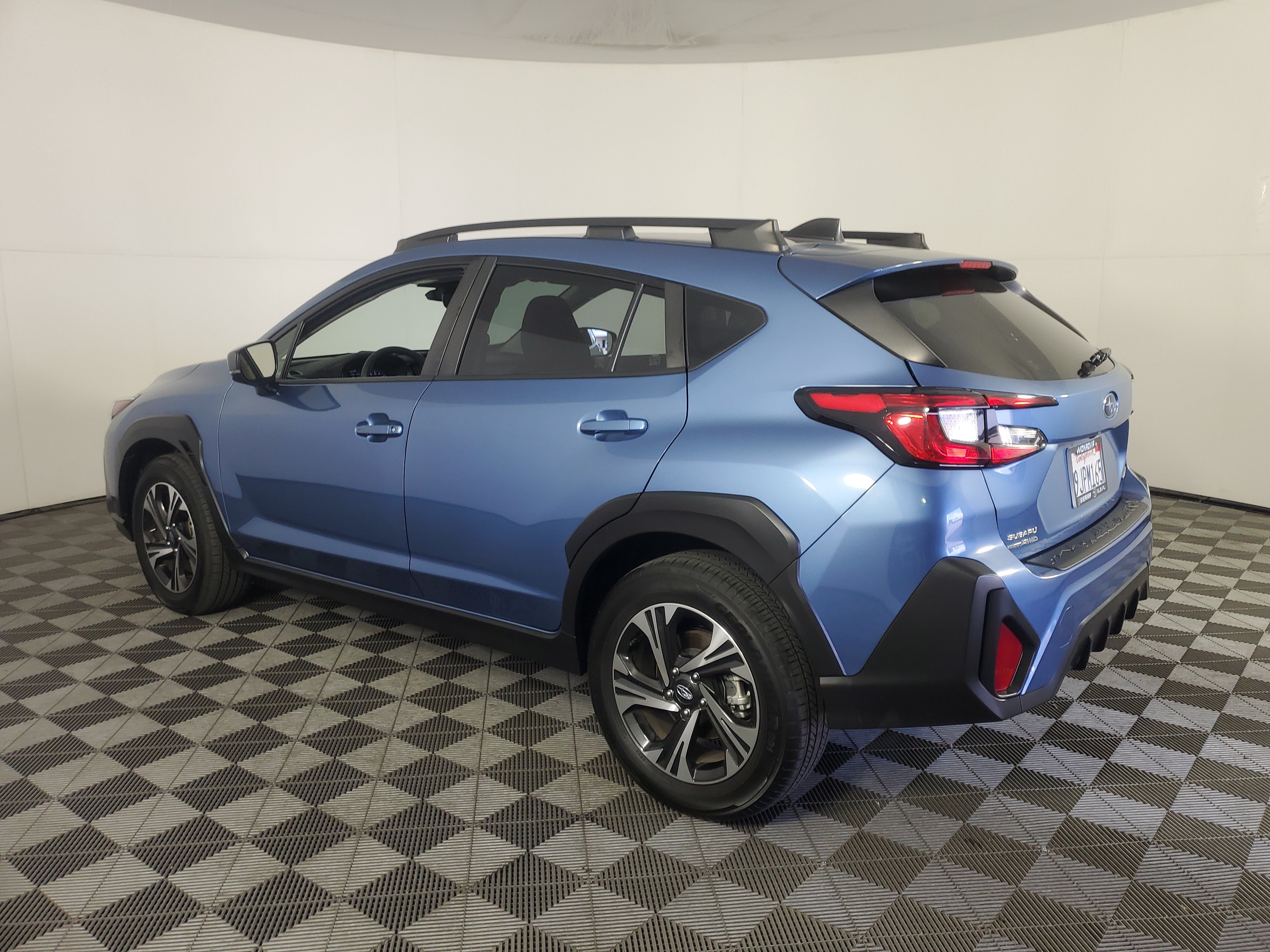 Used 2024 Subaru Crosstrek 2.0i Premium AWD/4WD image 6