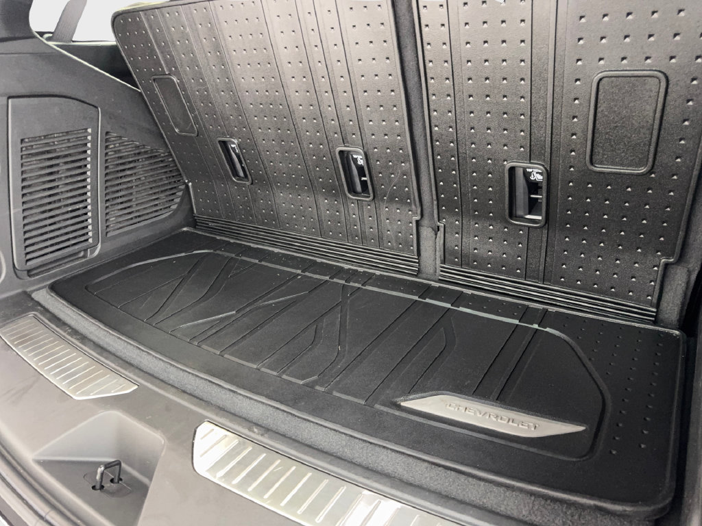 Used 2025 Chevrolet Tahoe Premier RWD image 86