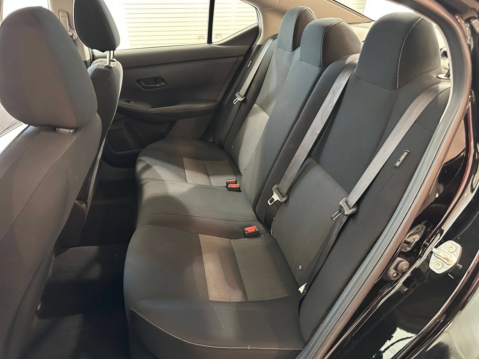 Used 2025 Nissan Sentra SV FWD image 33