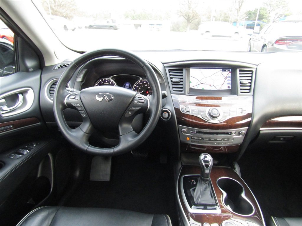 Used 2017 INFINITI QX60 Luxe w/ Deluxe Technology Package image 28