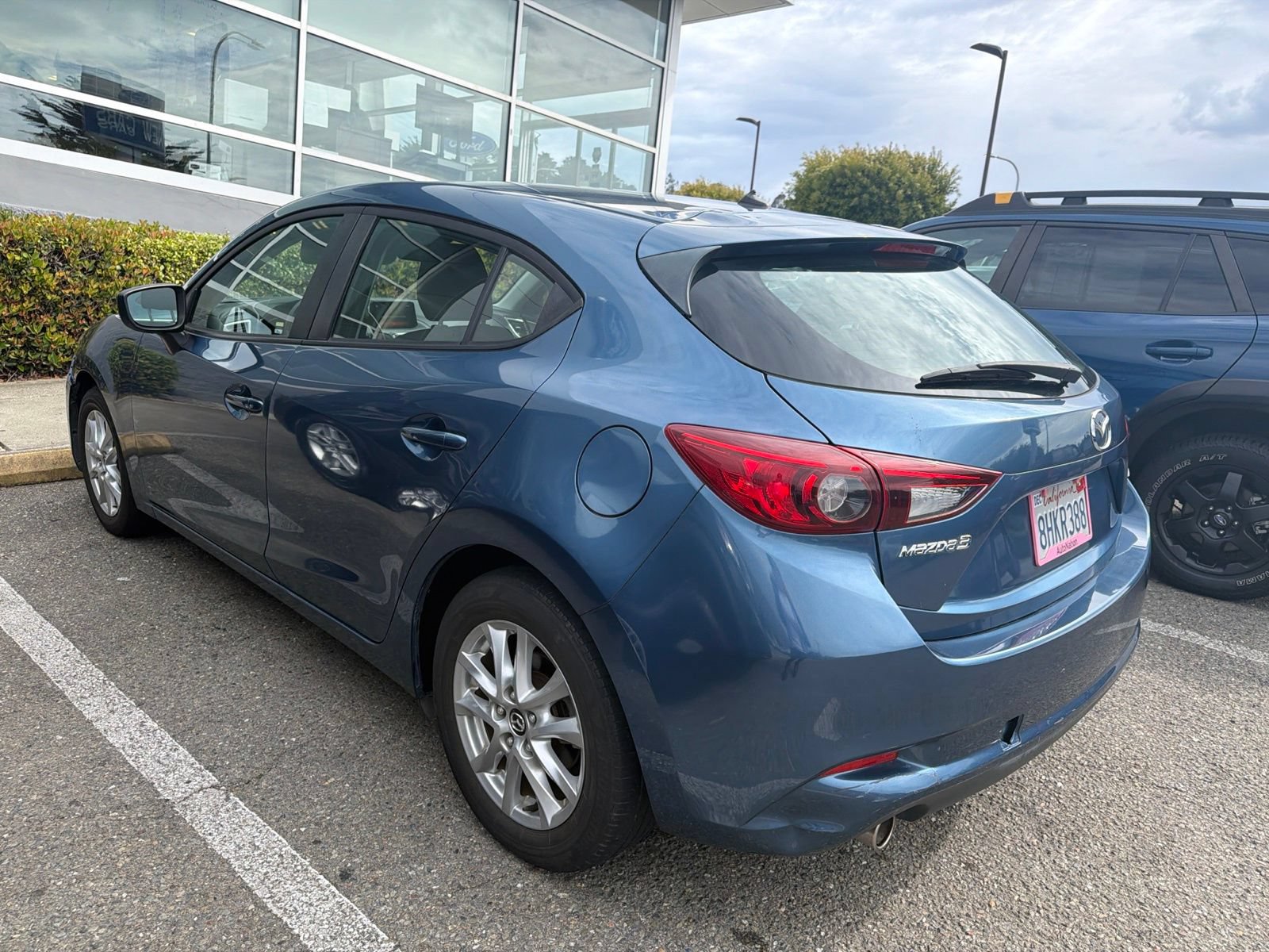 Used 2018 MAZDA MAZDA3 Sport FWD image 5