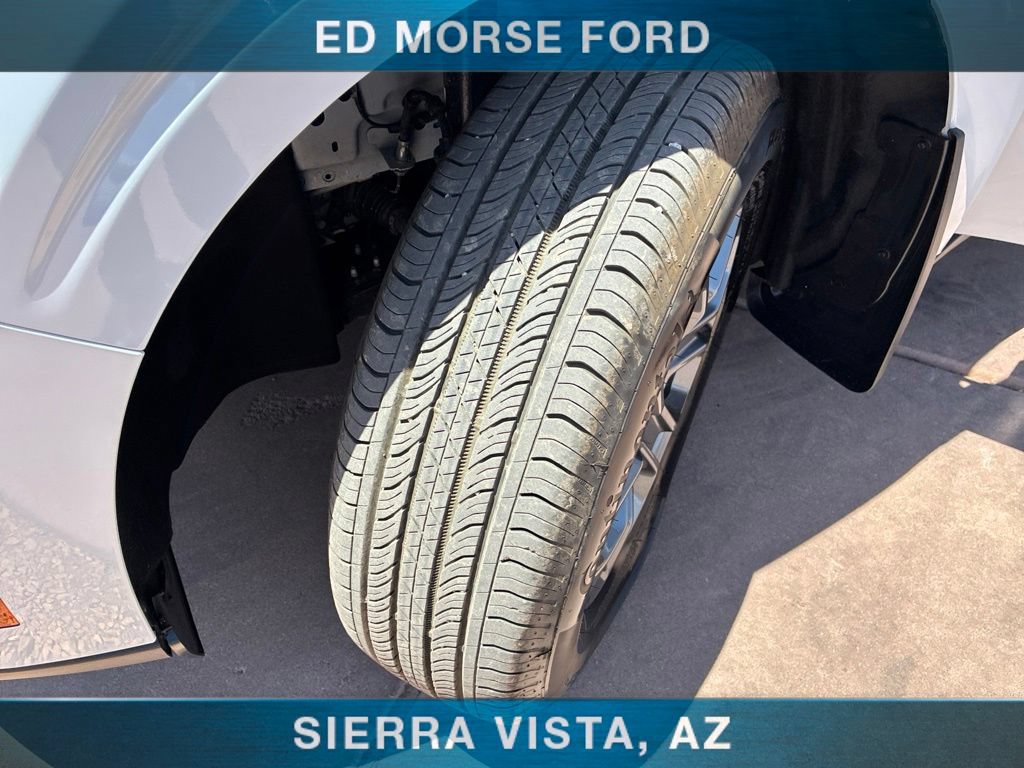 Used 2025 Ford Maverick XLT w/ Equipment Group 302A AWD/4WD image 40