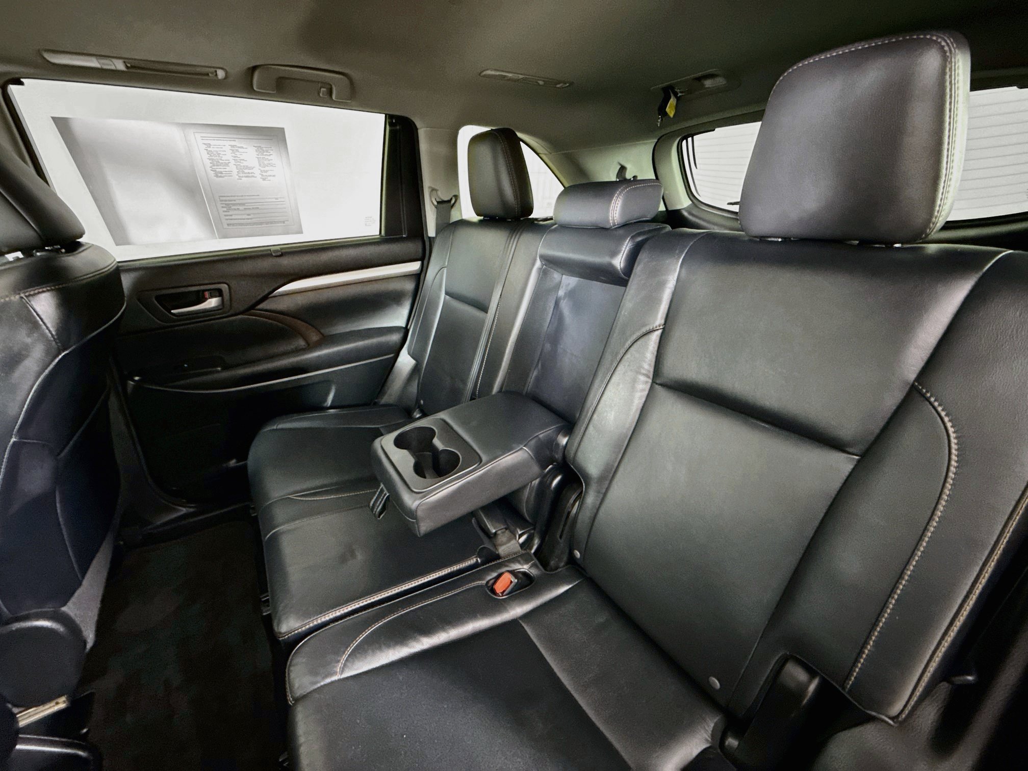 Used 2015 Toyota Highlander XLE AWD/4WD image 26
