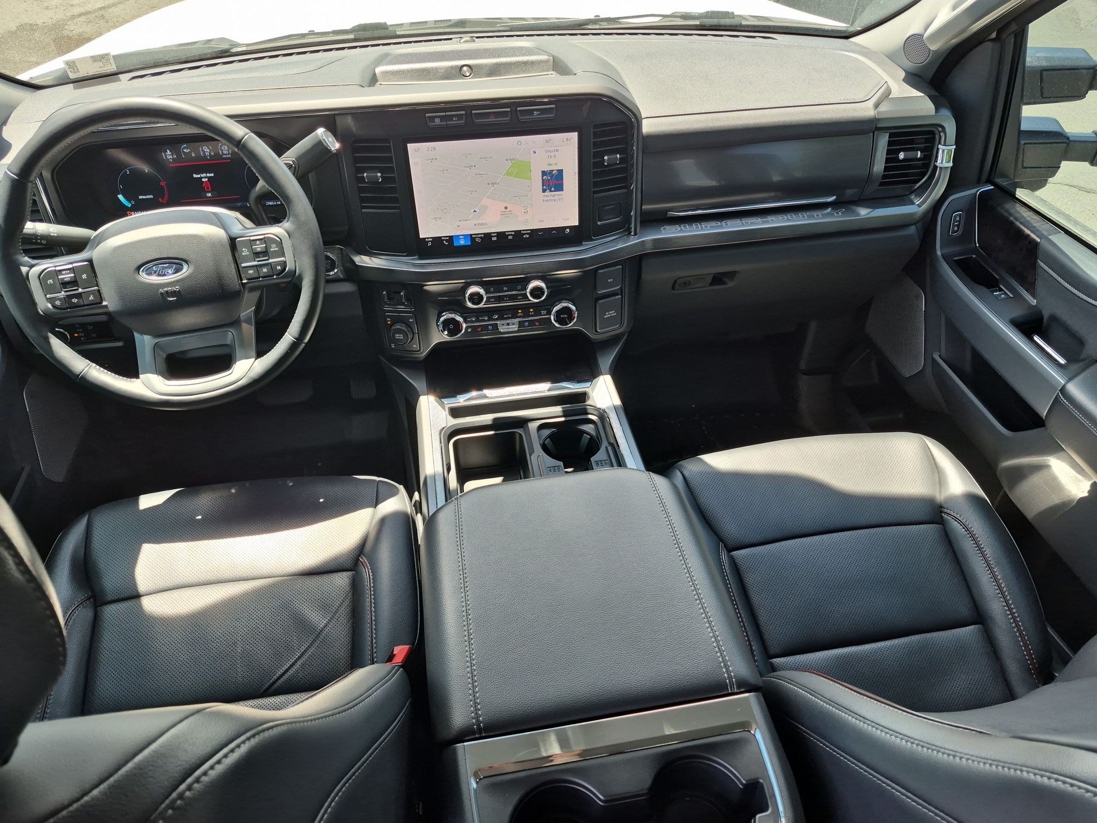 Used 2024 Ford F350 Lariat AWD/4WD image 31