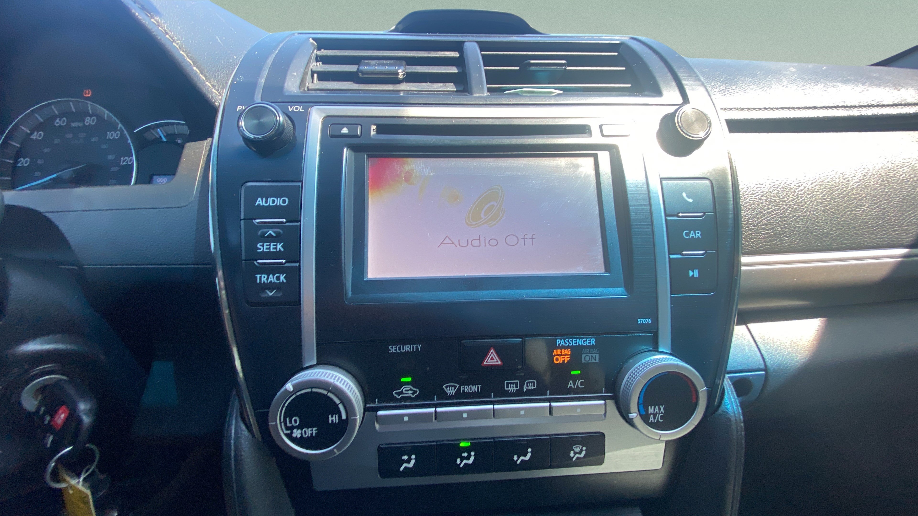 Used 2013 Toyota Camry SE FWD image 15