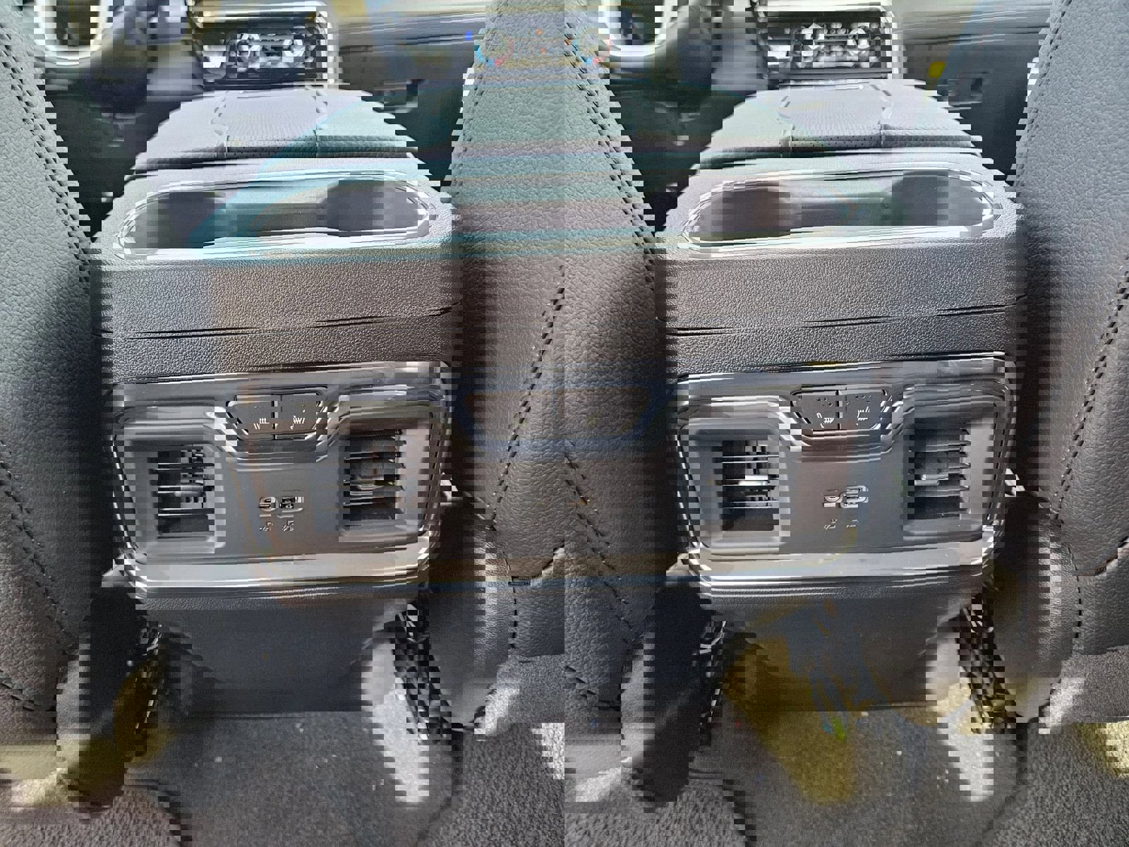 New 2026 GMC Sierra 3500 Denali w/ Denali Reserve Package image 22