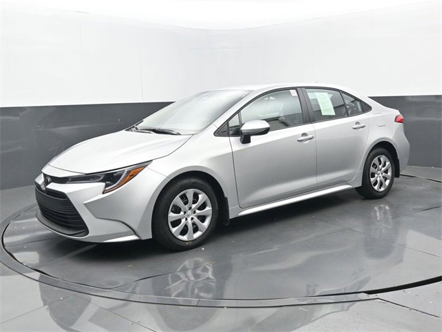 Used 2026 Toyota Corolla LE image 22
