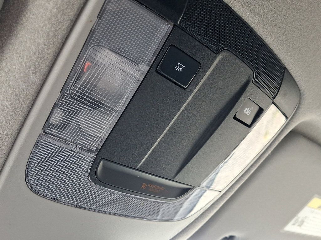 Used 2023 Kia Niro LX FWD image 38