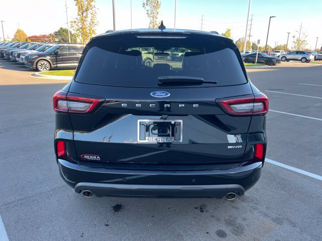 Used 2024 Ford Escape ST-Line w/ Tech Pack #1 AWD/4WD image 6