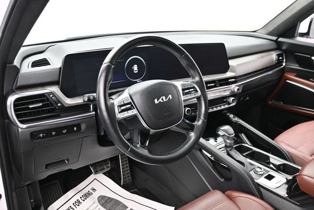 Used 2024 Kia Telluride SX Prestige AWD/4WD image 30