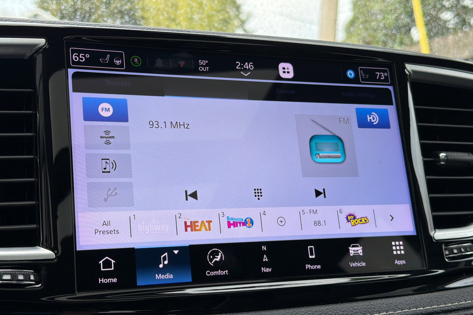 Used 2023 Chrysler Pacifica Limited image 18