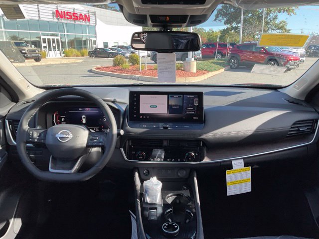 New 2026 Nissan Rogue Platinum AWD/4WD image 16