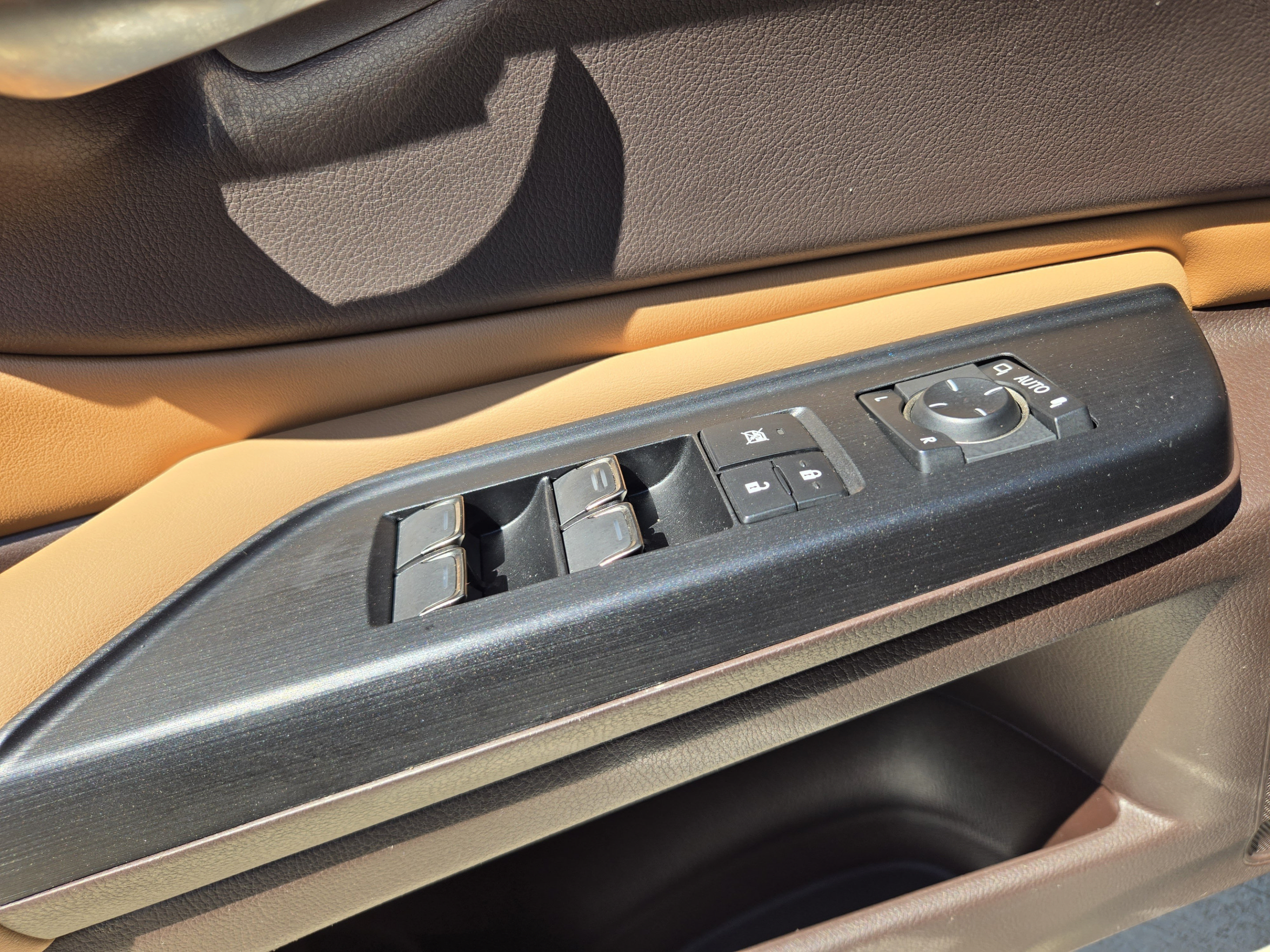 Certified 2021 Lexus ES 350 w/ Premium Package FWD image 18