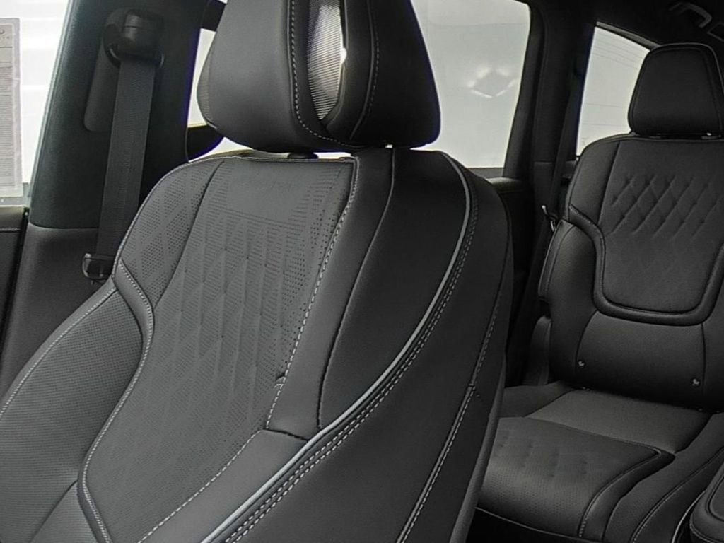 New 2026 INFINITI QX80 Autograph w/ Premium Cargo Package image 21