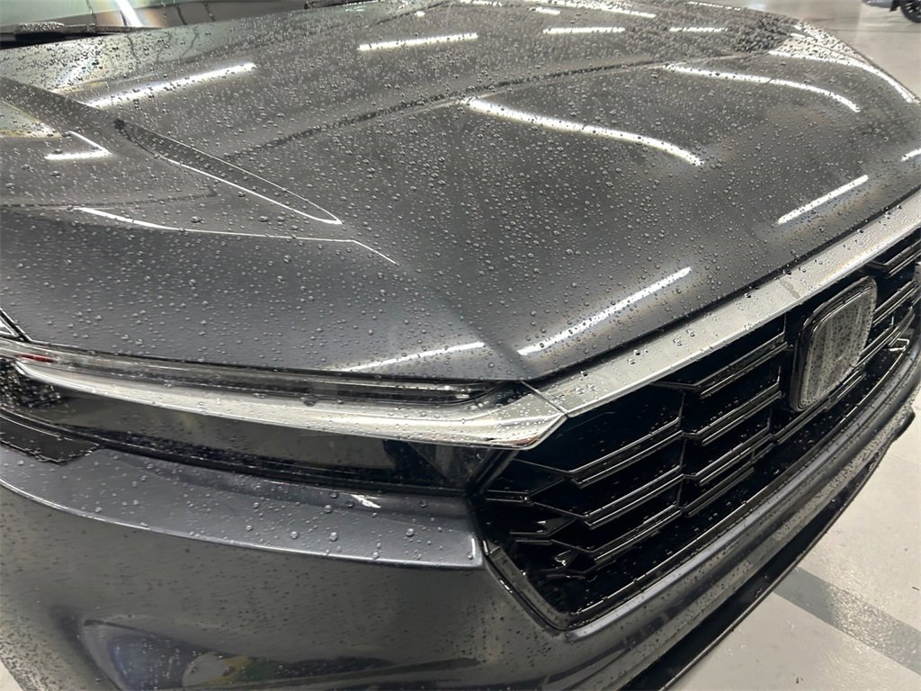 Used 2024 Honda CR-V EX-L image 24