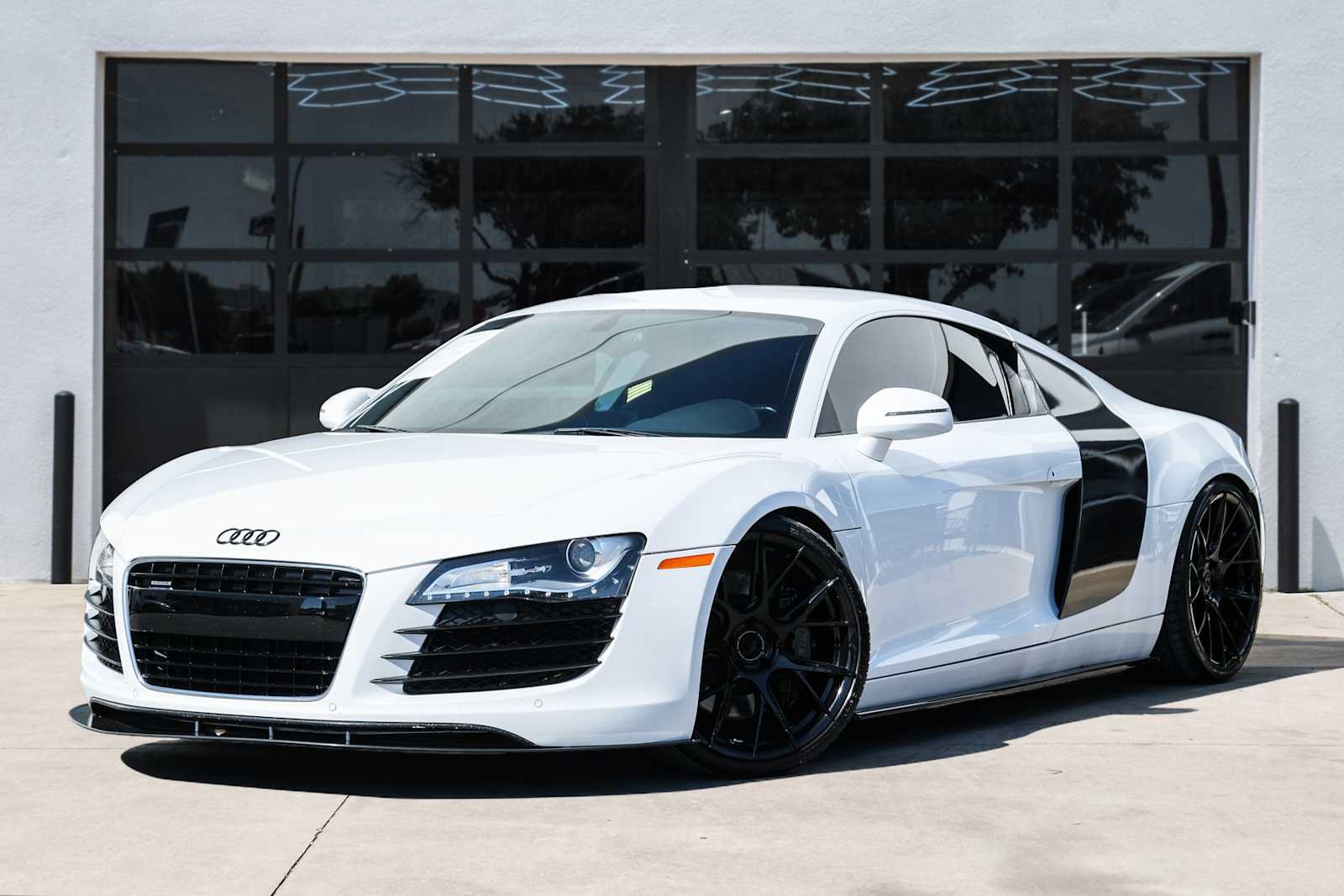 Used 2009 Audi R8 V8