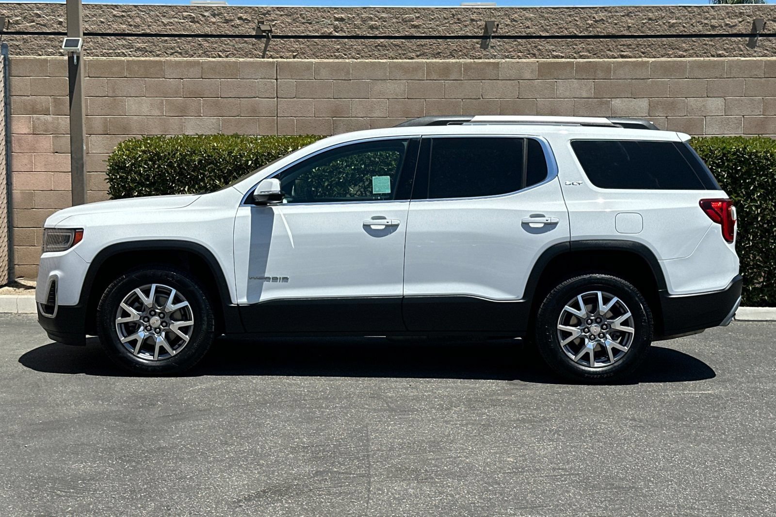 Certified 2020 GMC Acadia SLT AWD/4WD image 7