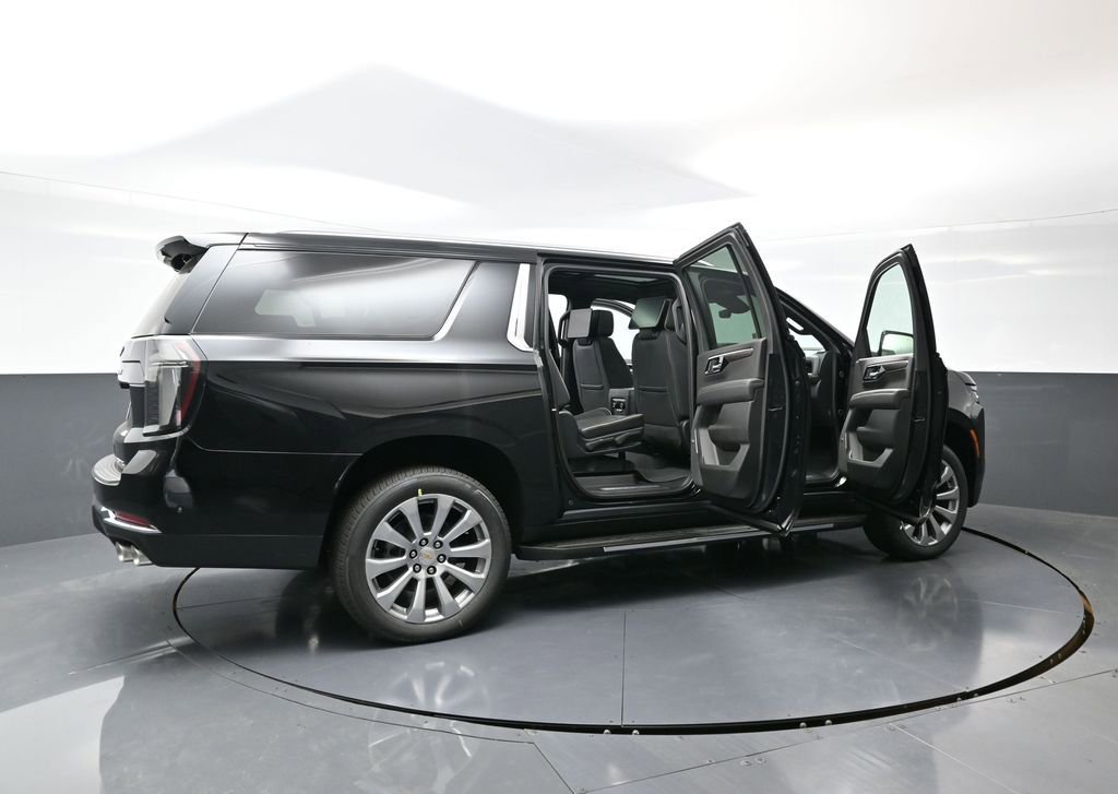 New 2026 Chevrolet Suburban Premier image 57