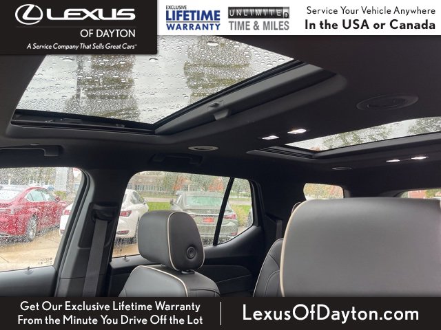 Used 2023 Chevrolet Traverse Premier image 15