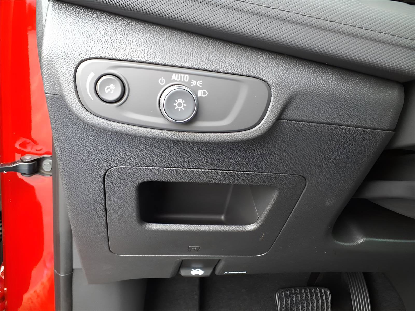 New 2026 Chevrolet TrailBlazer LT w/ LT Cold Weather Package image 15