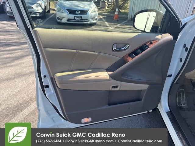 Used 2013 Nissan Murano LE w/ Platinum Pkg image 11