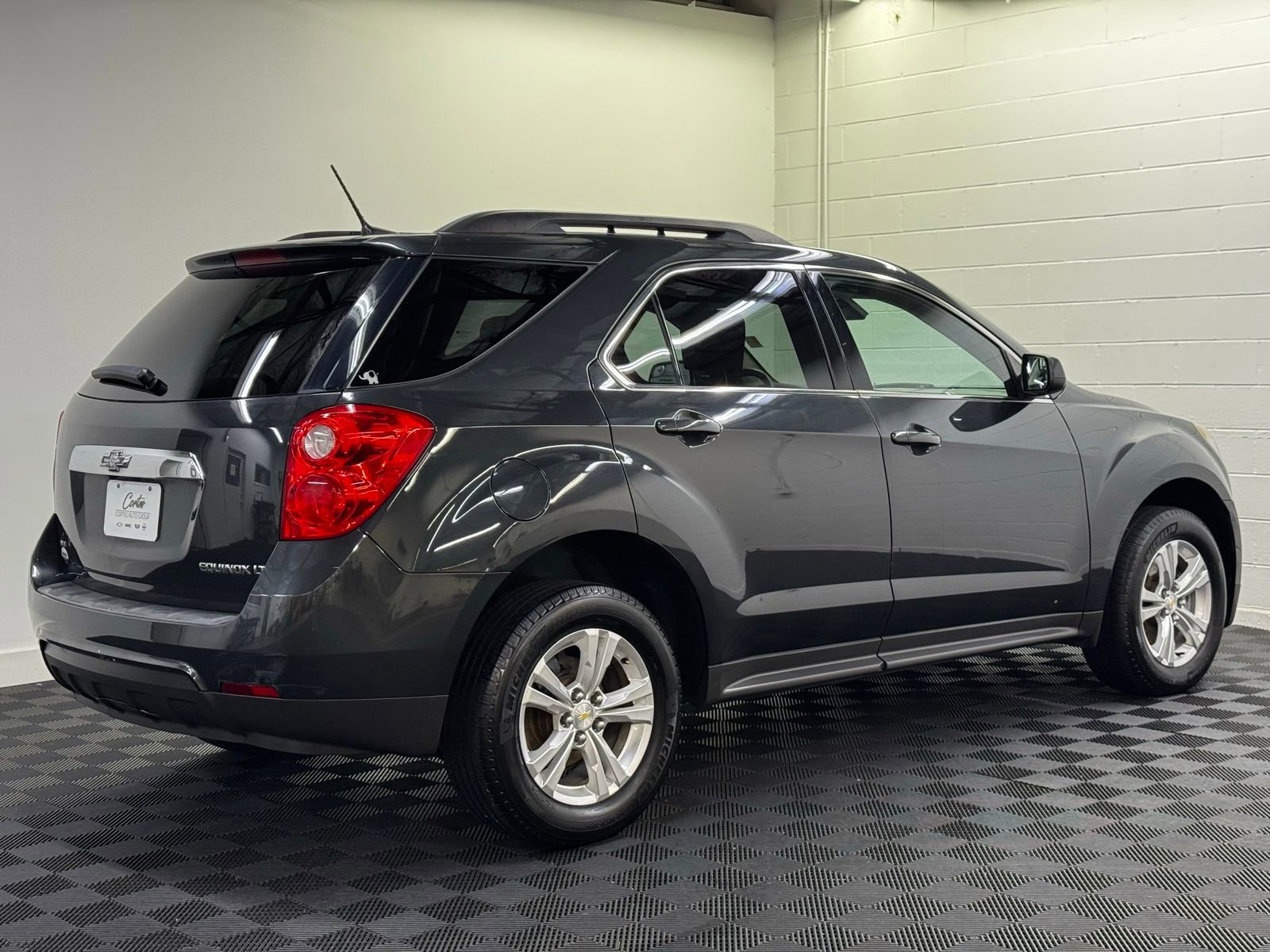 Used 2014 Chevrolet Equinox LT image 2