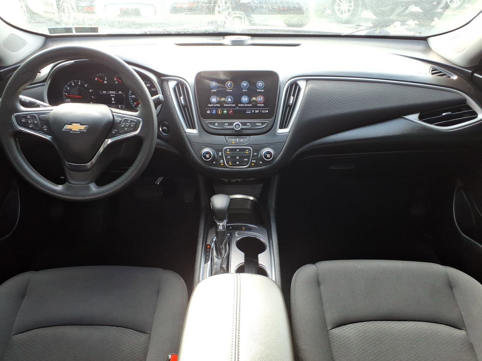 Used 2025 Chevrolet Malibu LT image 7