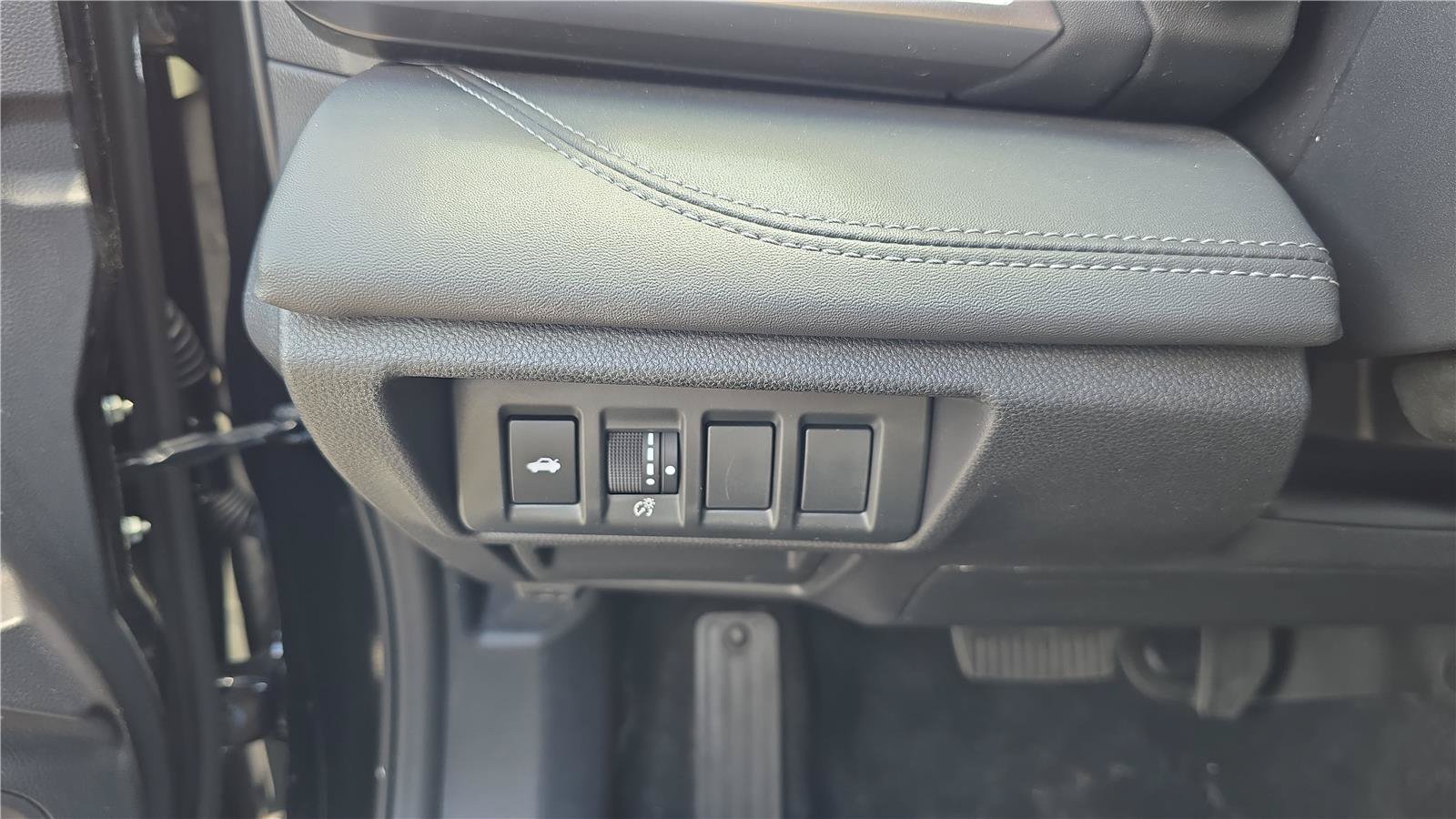 Used 2024 Subaru Legacy Limited AWD/4WD image 26