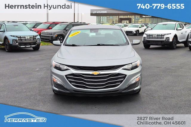 Used 2024 Chevrolet Malibu LT image 2