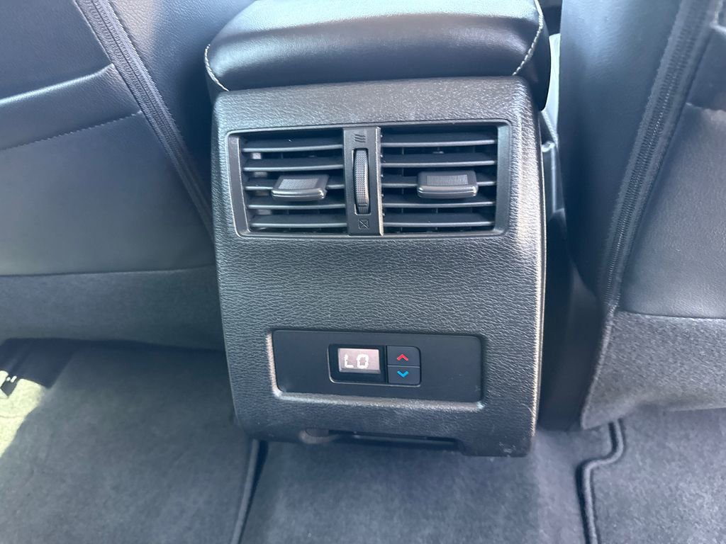 Used 2022 Mitsubishi Outlander SEL FWD image 16