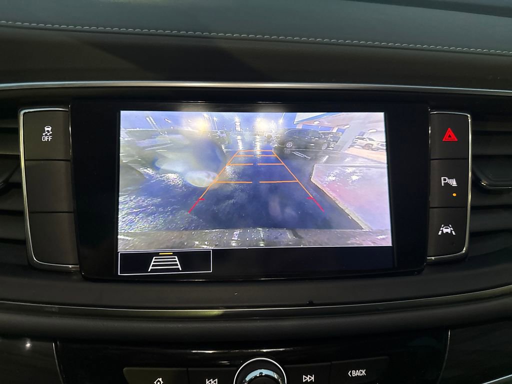 Used 2020 Buick Enclave Premium w/ Sun and Sites Package image 25