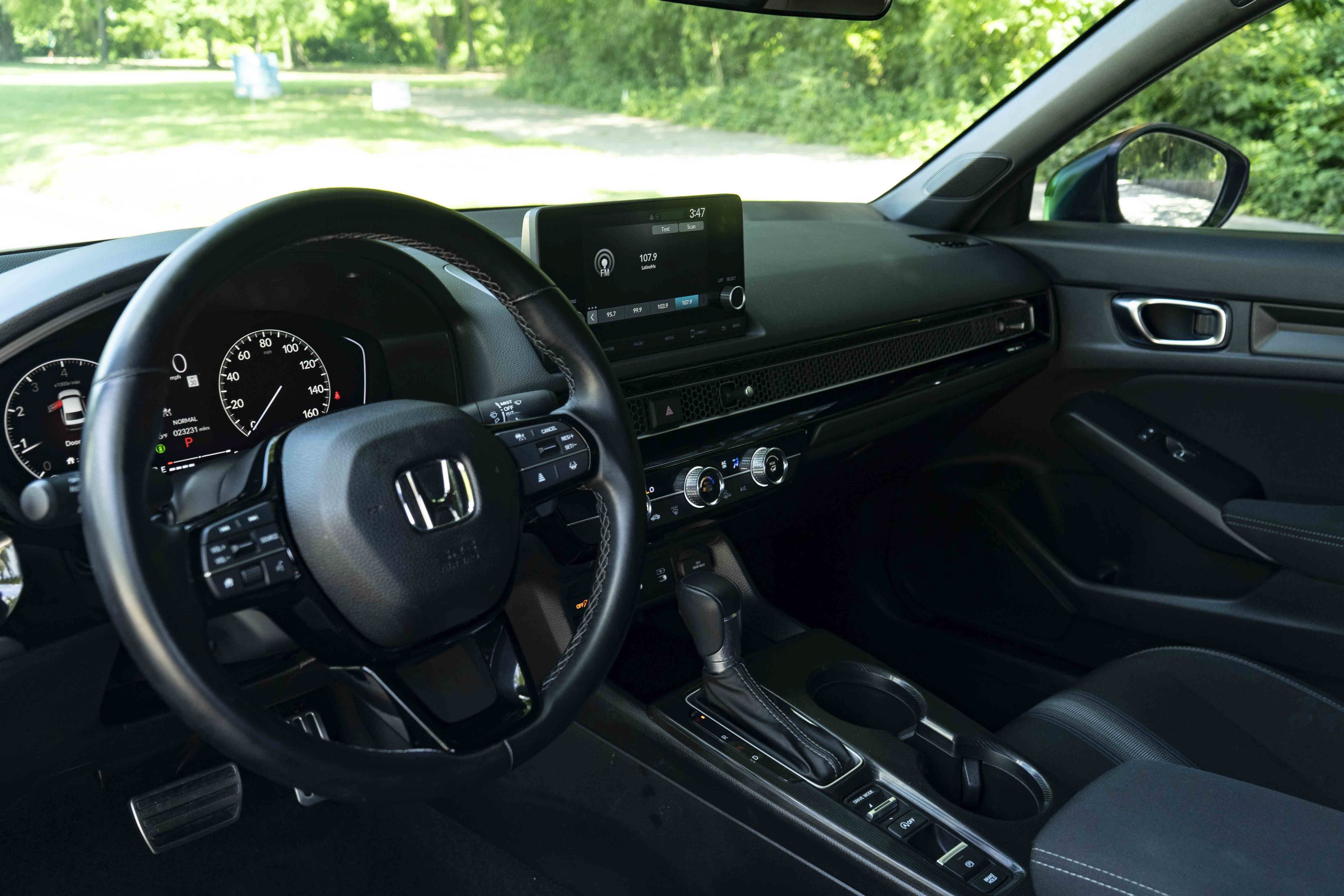 Certified 2025 Honda Civic Sport image 16